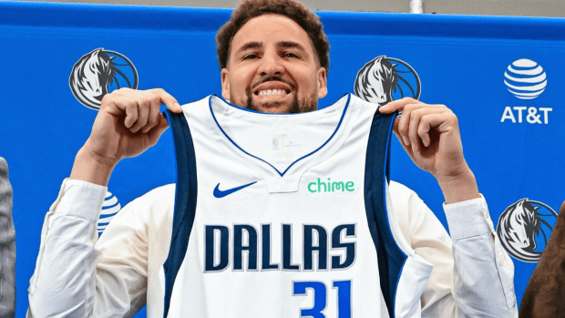 Golden State Warriors Draymond Green Criticizes Klay Thompson s Nasty Jersey Number Choice For Dallas Mavericks Athlon Sports