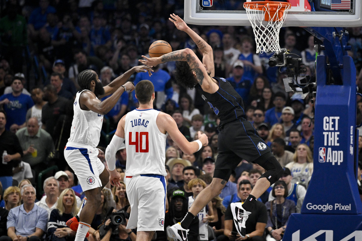 Coach's Corner: Dallas Mavericks Vs LA Clippers Game 6 Halftime Report ...