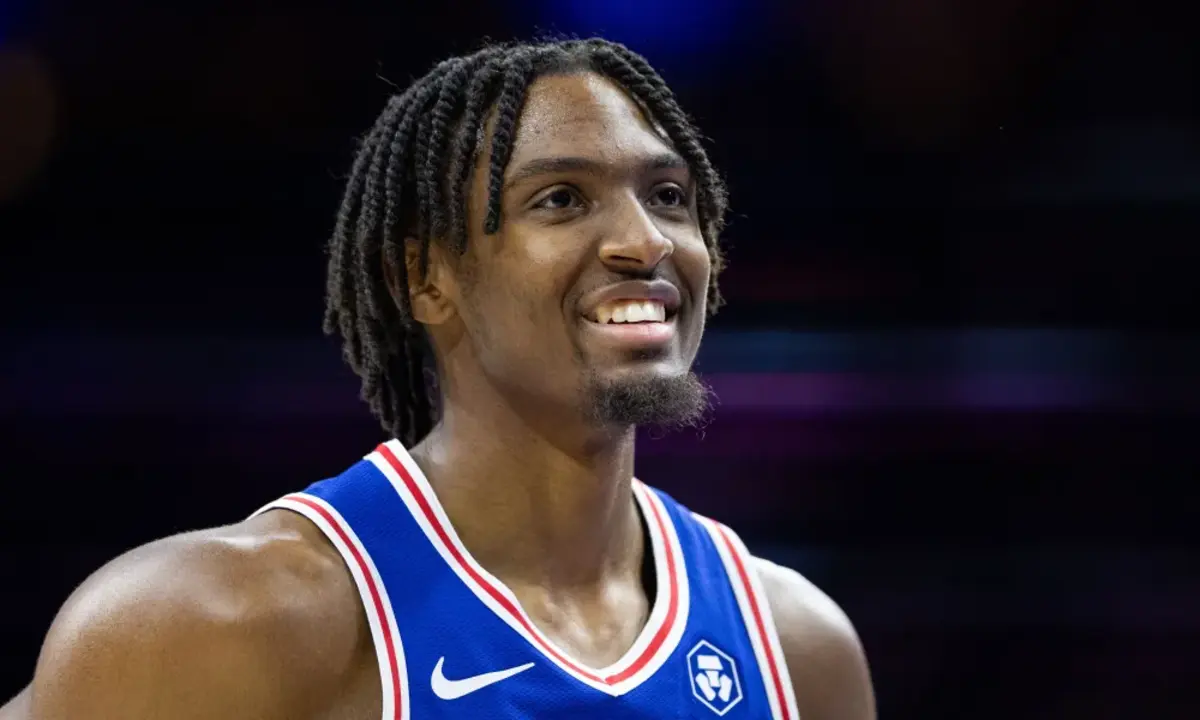 Texas Native Tyrese Maxey Re-Signs with Philadelphia 76ers: Dallas ...